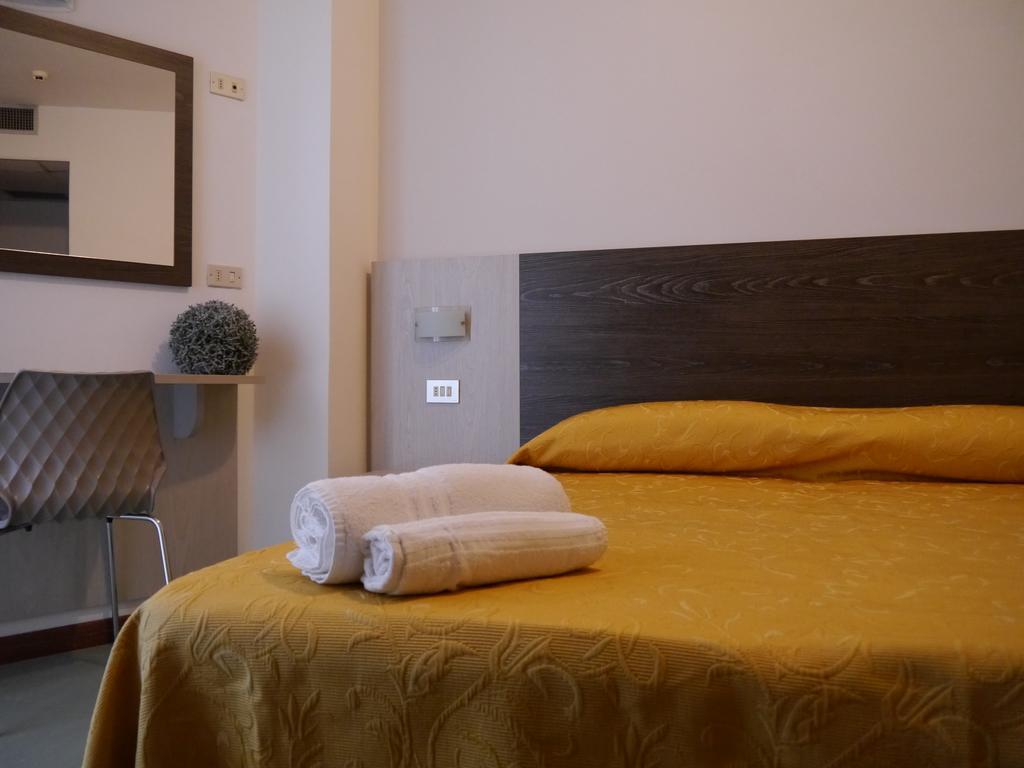 Hotel Monaco - Parcheggio Incluso Min 2 Gg Milano Marittima Exterior photo